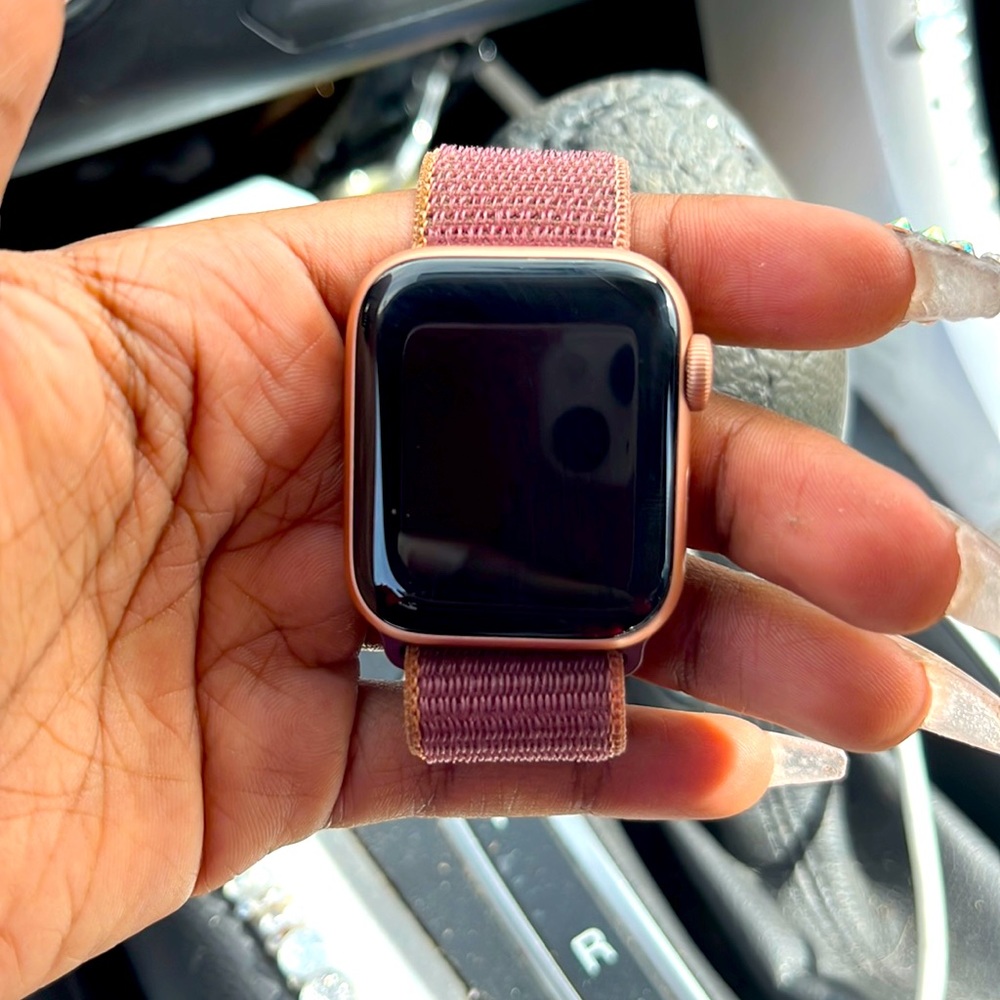 Apple Watch SE